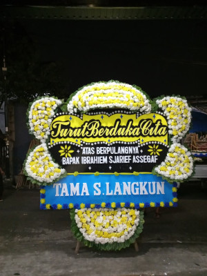 Papan Bunga Duka di Janten